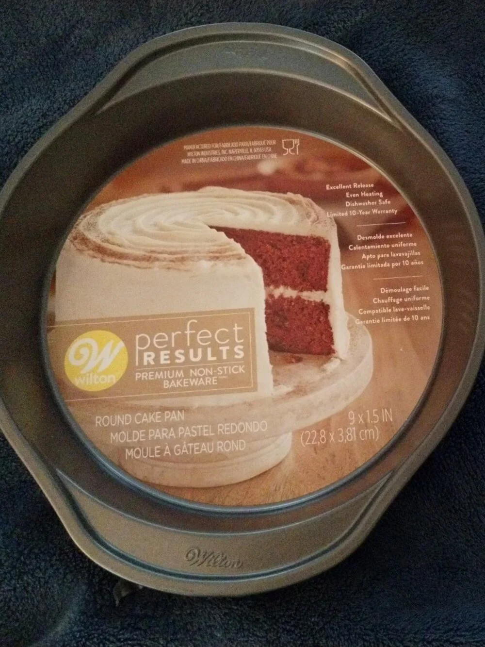 Wilton Round cake pan